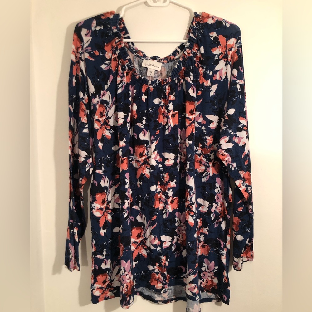 Jacelyn Smith Floral scoop neck multicolored tunic